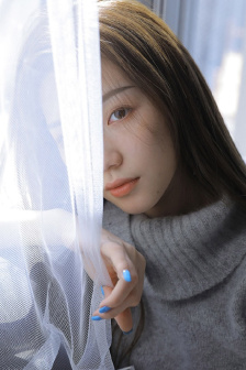 年轻母亲